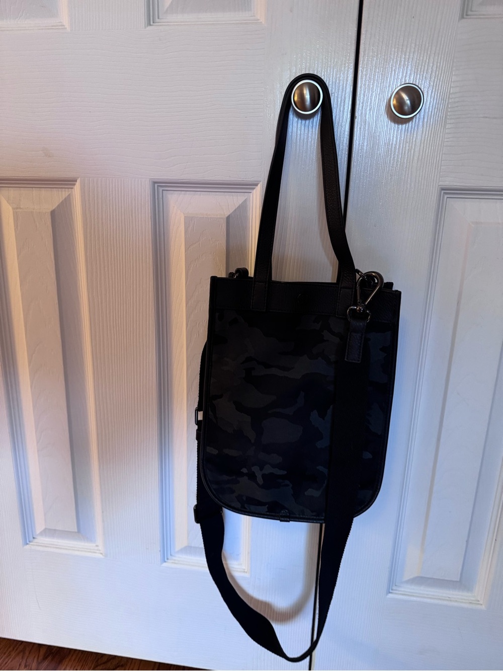 Lululemon Black Camo Crossbody Tote Bag
